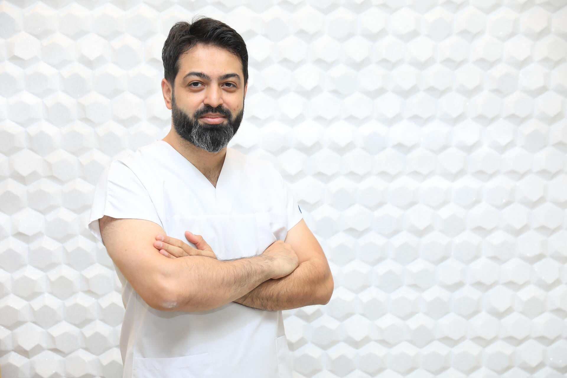 Dr. Vüsal Qiyasov