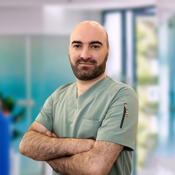 Dr. Elnur Cəfərov